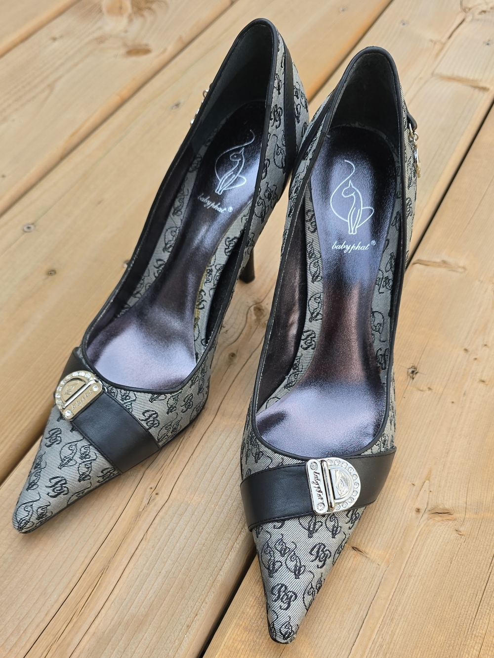 Vintage Y2K Baby Phat Grey Monogram Pointed Toe Stiletto Heels 8.5